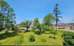 Sunflower Guest Suites